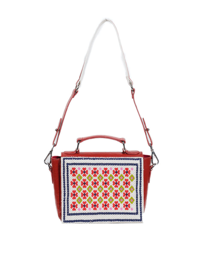 dhara day beadwork purse - Pusaaka