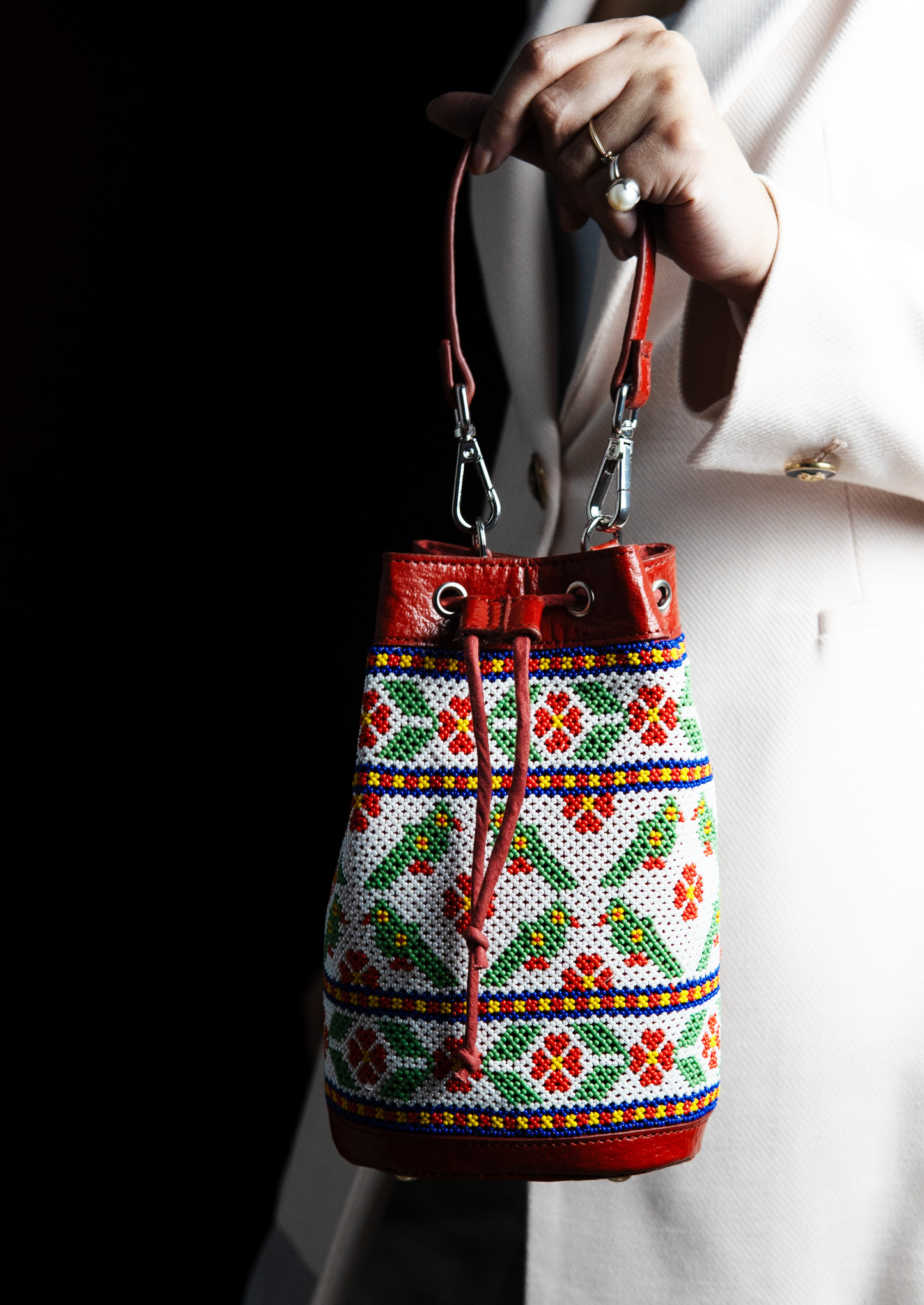 dyuti parrot potli - Pusaaka