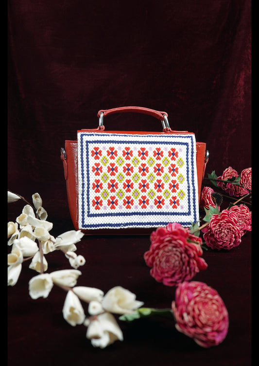 dhara day beadwork purse